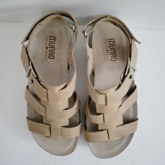 NEW Munro Beige Leather Strappy Sandals Size 9 - Picture 4 of 8